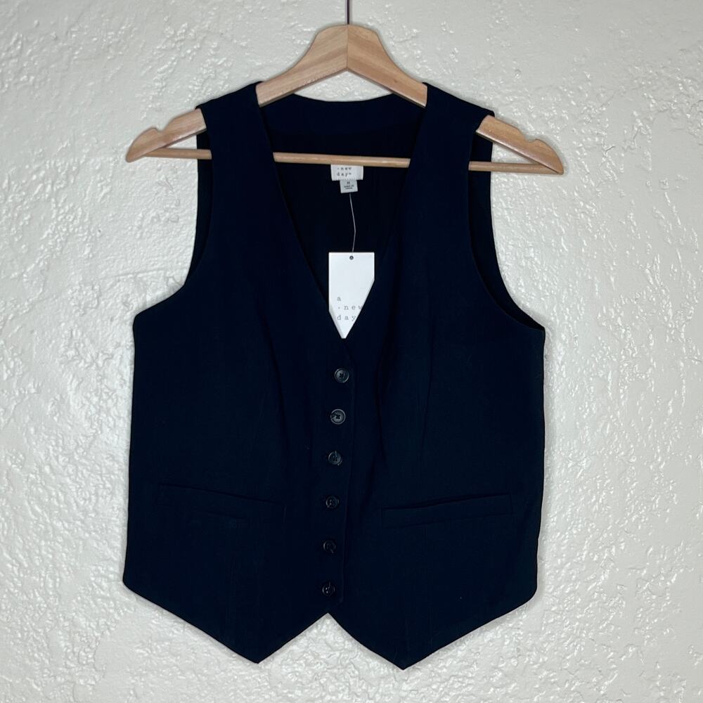 A New Day V Neck Vest Academia Preppy Minimalist Women Medium‎ NWT